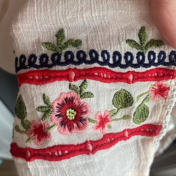 Altar’d State Light Pink Floral Embroidered Kimono-Size Large - Picture 6 of 7